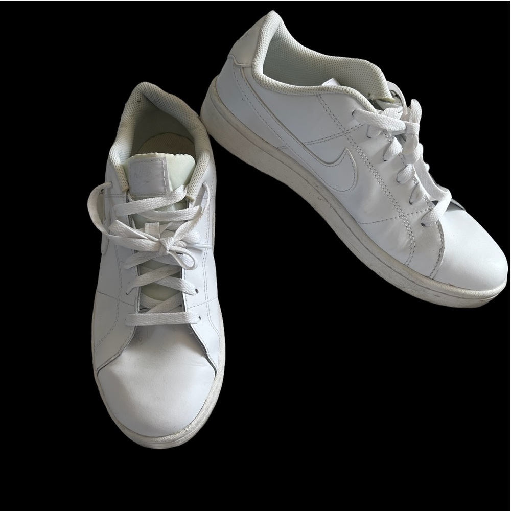 Plain White Nike Womens Sneaker